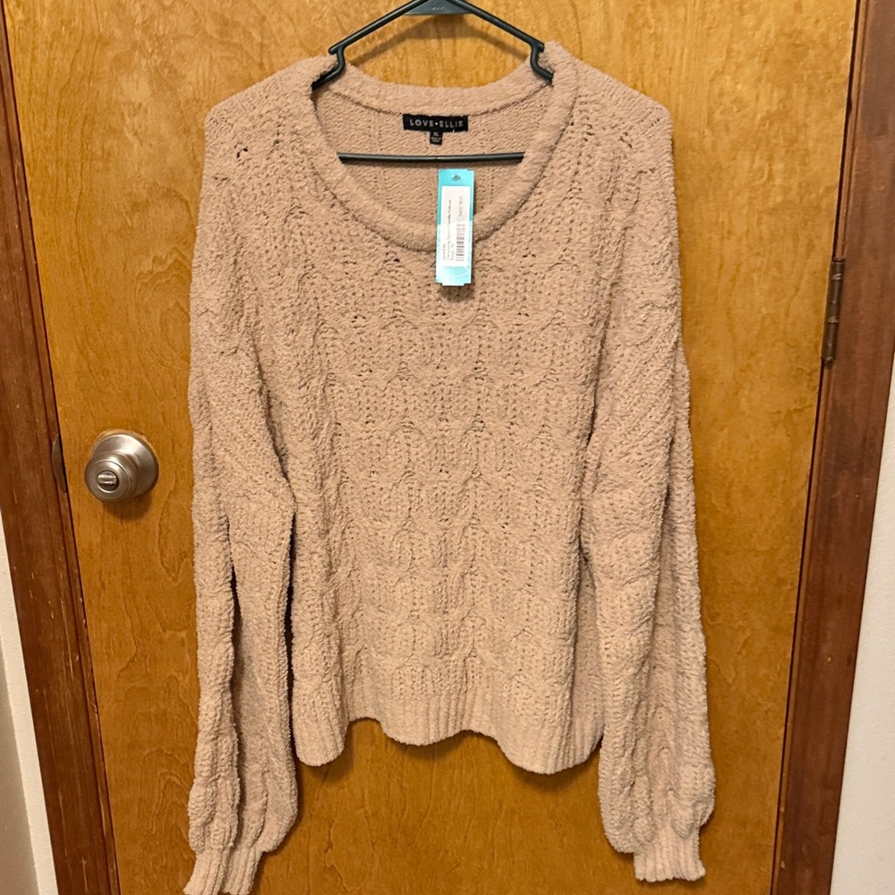 Love+Elle Cream Cable Crewneck Sweater